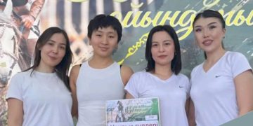Арулар бақ сынады